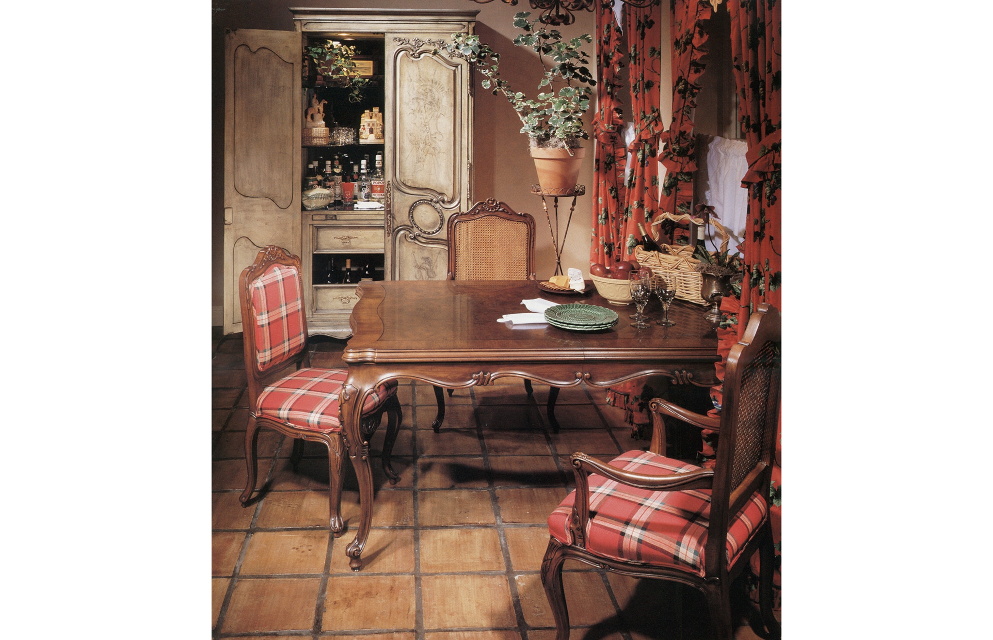 Karges Furniture 663 Dining Room Dining Table