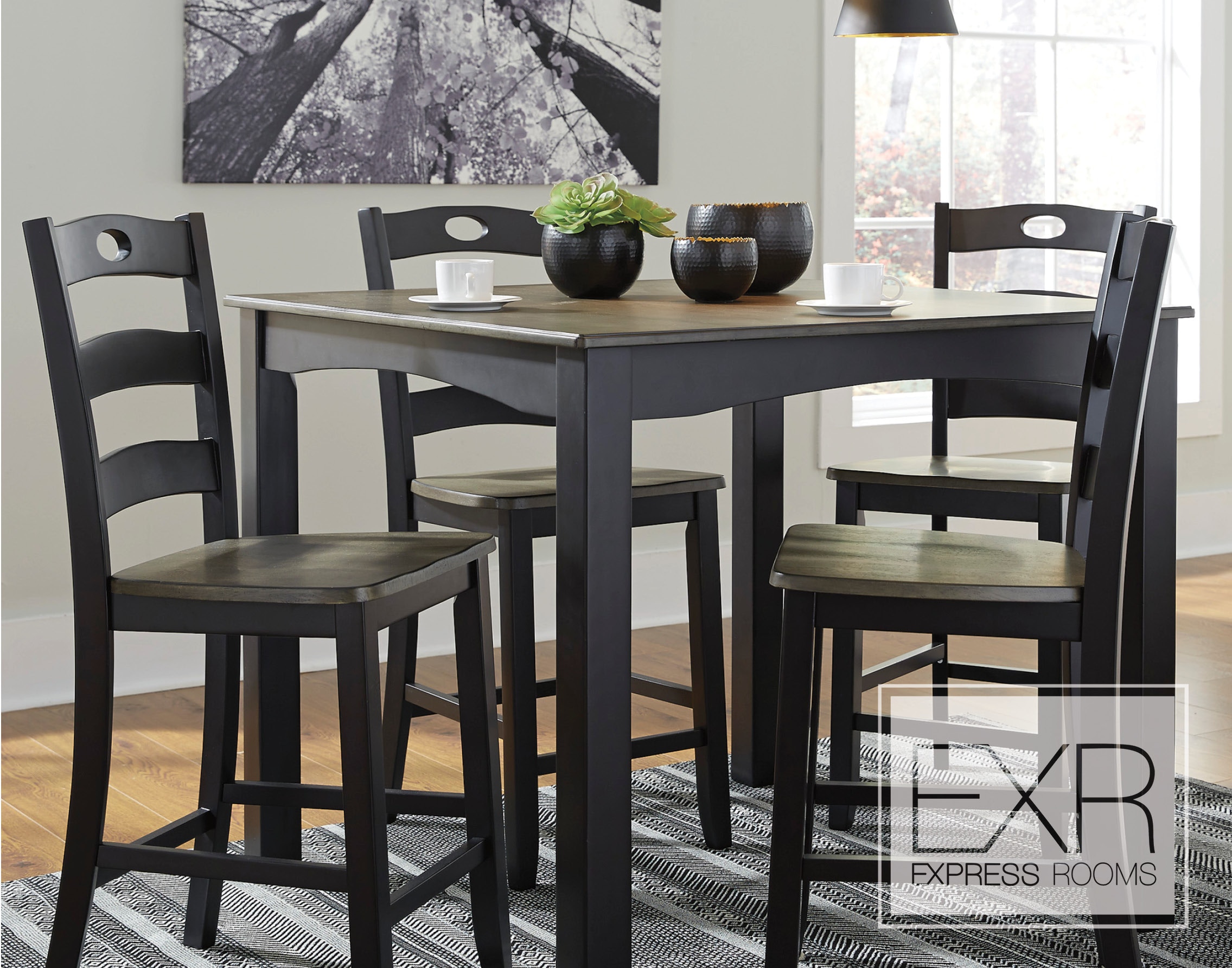 Froshburg 5 Pc Dining Room Set
