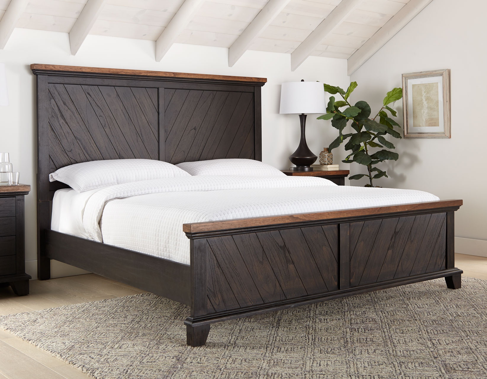 Manoticello king online bed