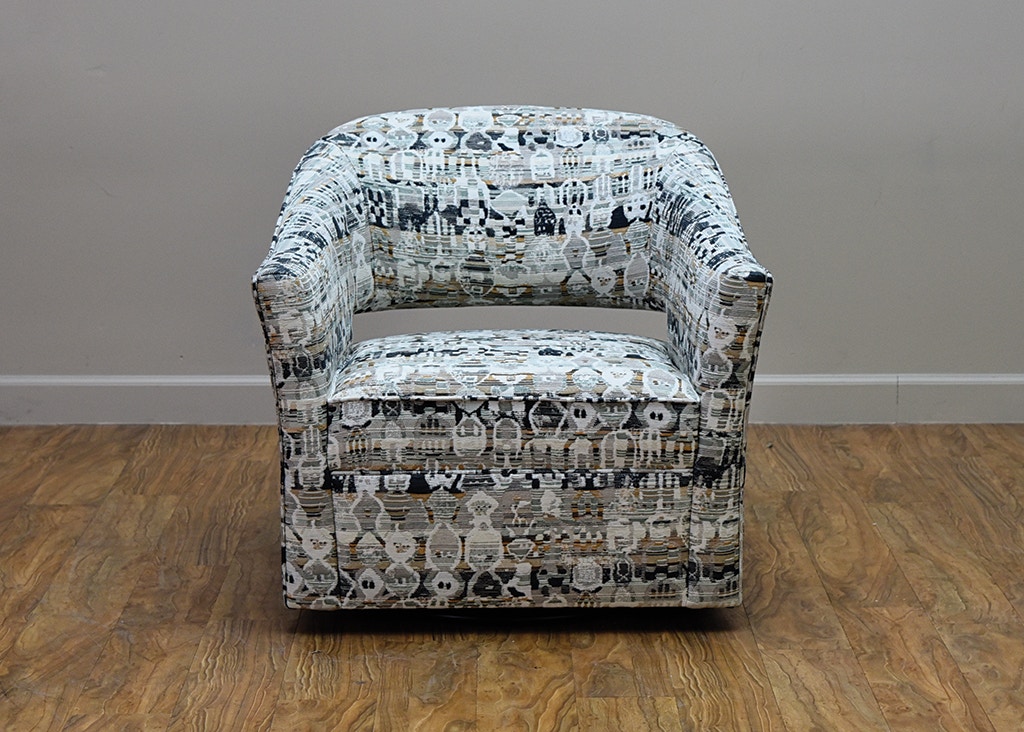 LUNA SWIVEL CHAIR