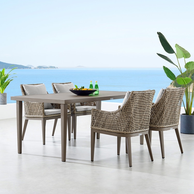 capri outdoor dining set