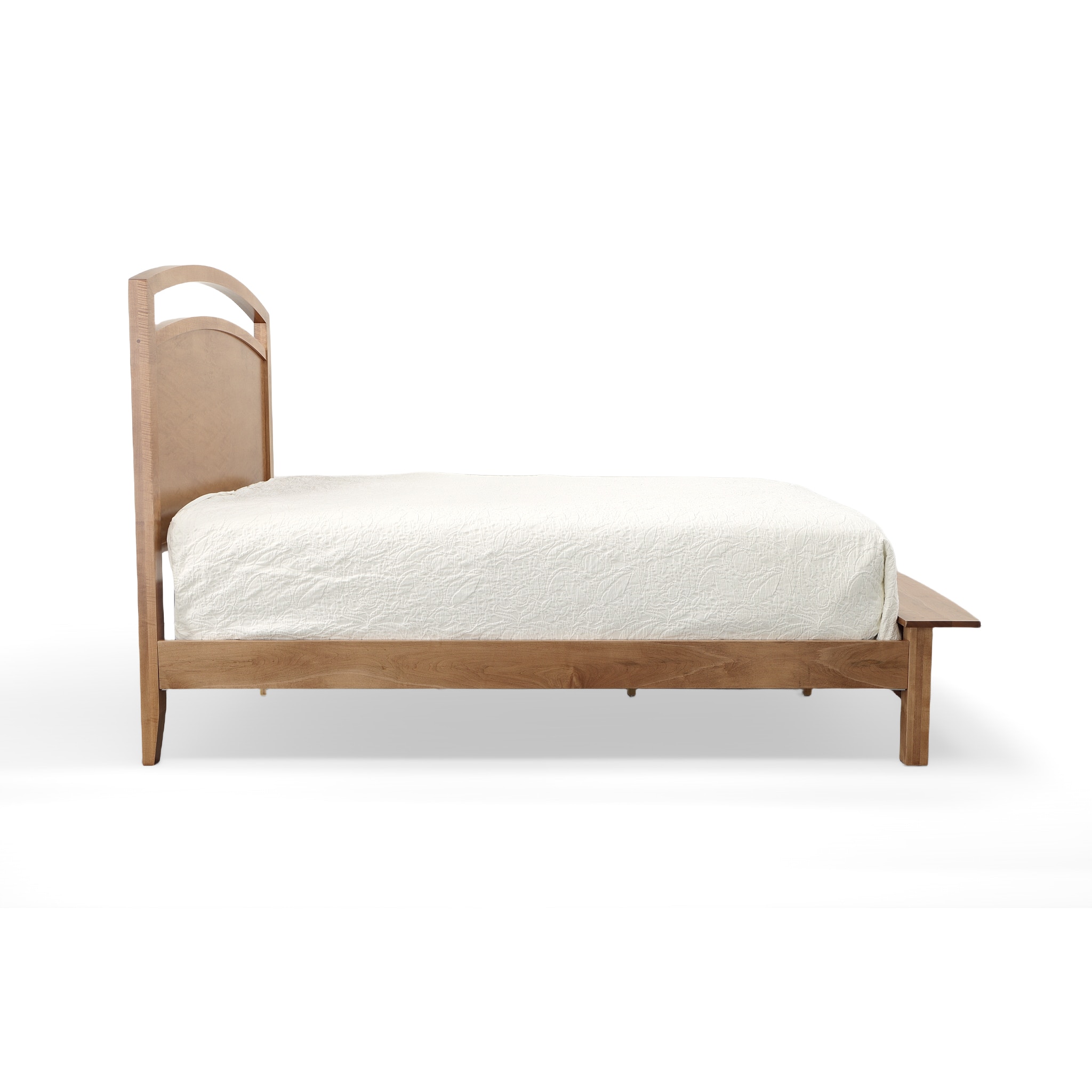 Daniel's Amish Bedroom NOUVEAU QUEEN BED 32300 Kittle's Furniture Indiana