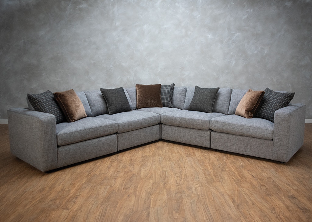 Van Gogh Leather Sectional Group By Bernhardt Baer S Furniture Sofa Sectional Miami Ft L Quality Living Room Furniture Star Furniture Living Room Leather