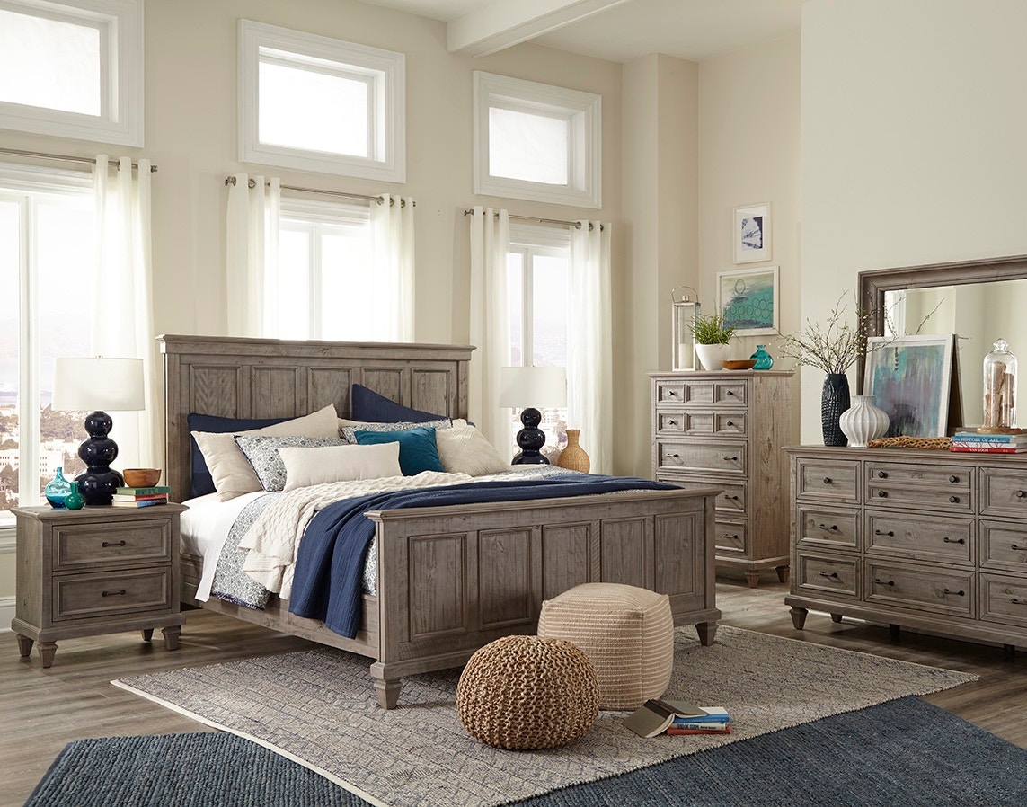 Magnussen bedroom outlet set